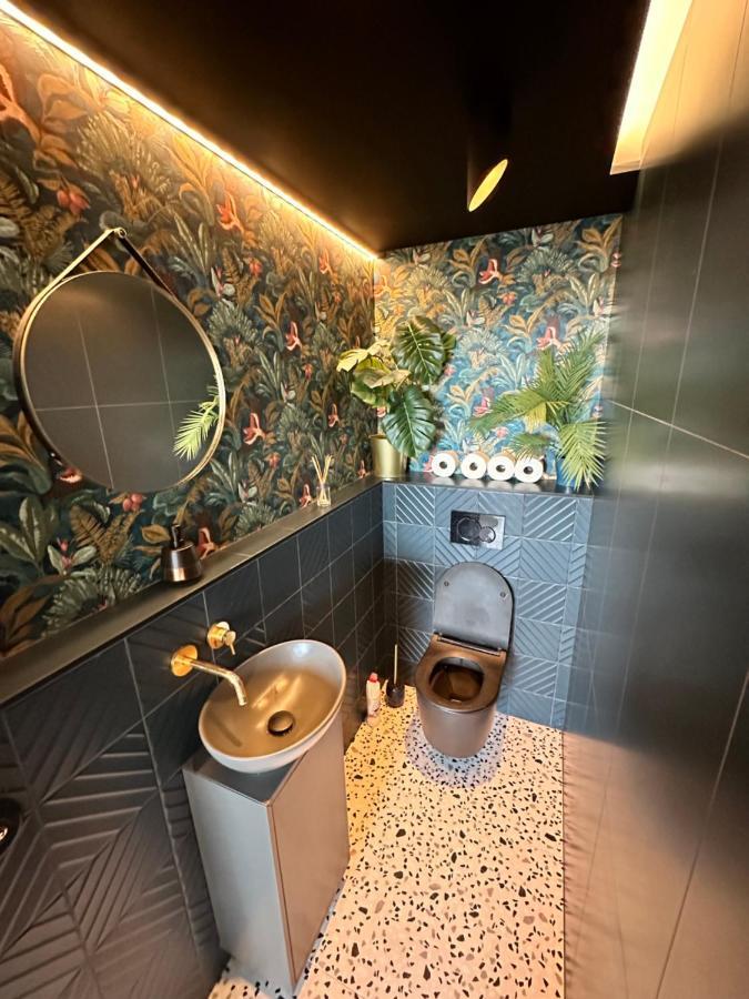 Апартаменты Skyline Elegance With Free Parking Братислава Экстерьер фото