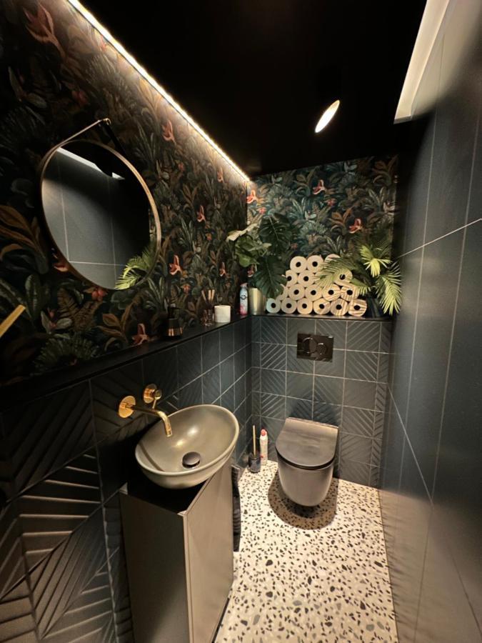 Апартаменты Skyline Elegance With Free Parking Братислава Экстерьер фото