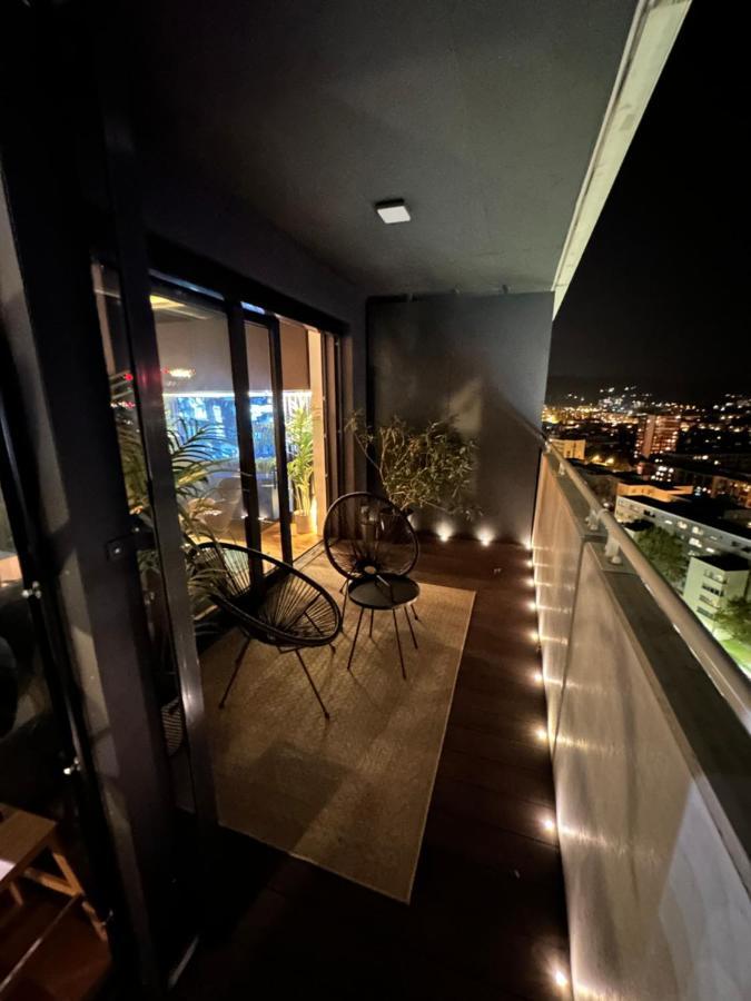 Апартаменты Skyline Elegance With Free Parking Братислава Экстерьер фото